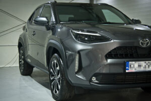Toyota Yaris Cross zabezpieczona folią PPF na froncie
