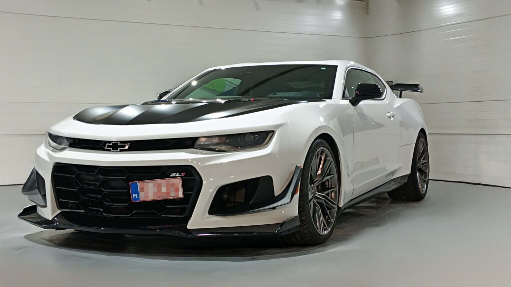 Lusterka Camaro oklejone folią