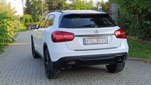 Mercedes GLE przygotowanie – czarne felgi po malowaniu